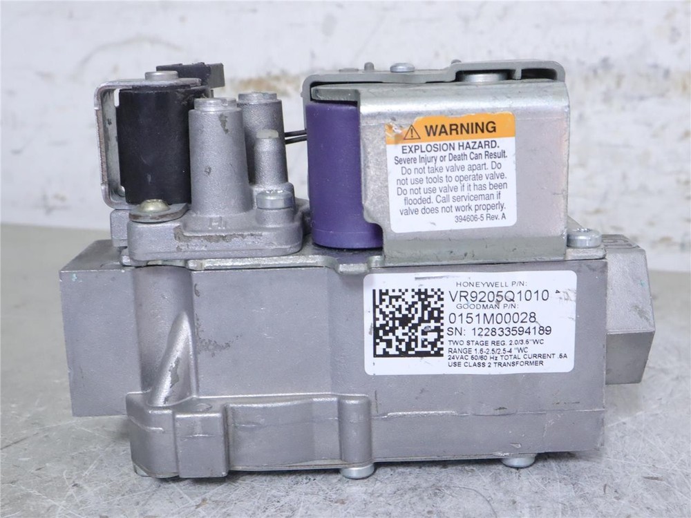 Honeywell VR9205Q1010 Furnace Two 2 Stage Gas Valve 24V 0151M00028