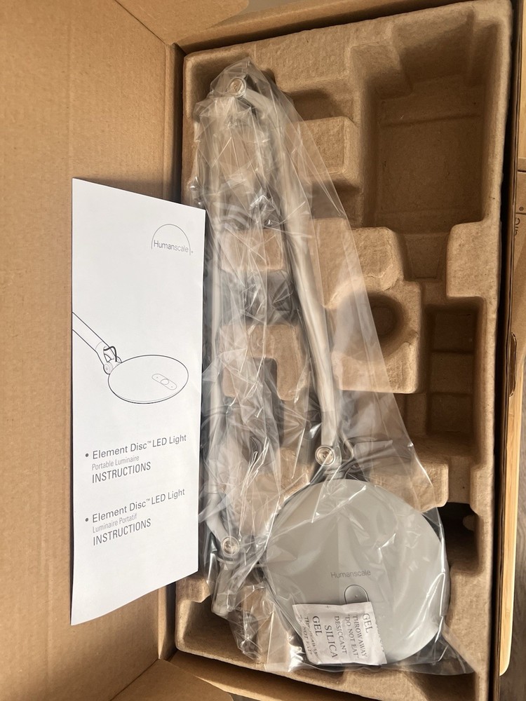 Humanscale Disc Task Light W/tech Charging base- Silver open-box, New