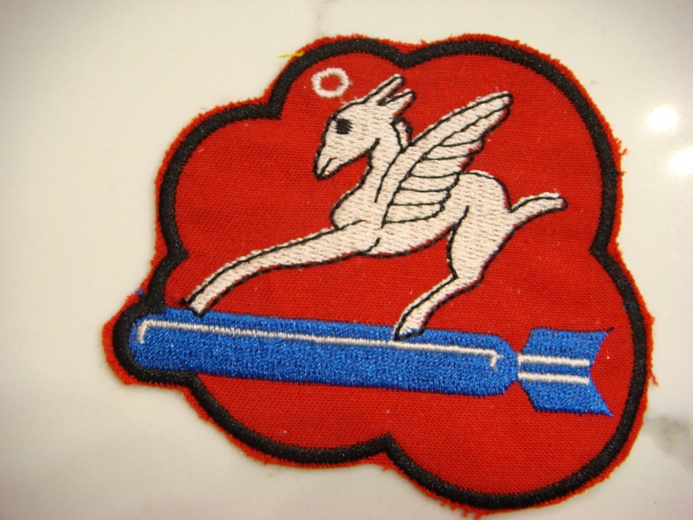 US AIR FORCE 700th BOMB BOMBARDMENT SQUADRON PATCH