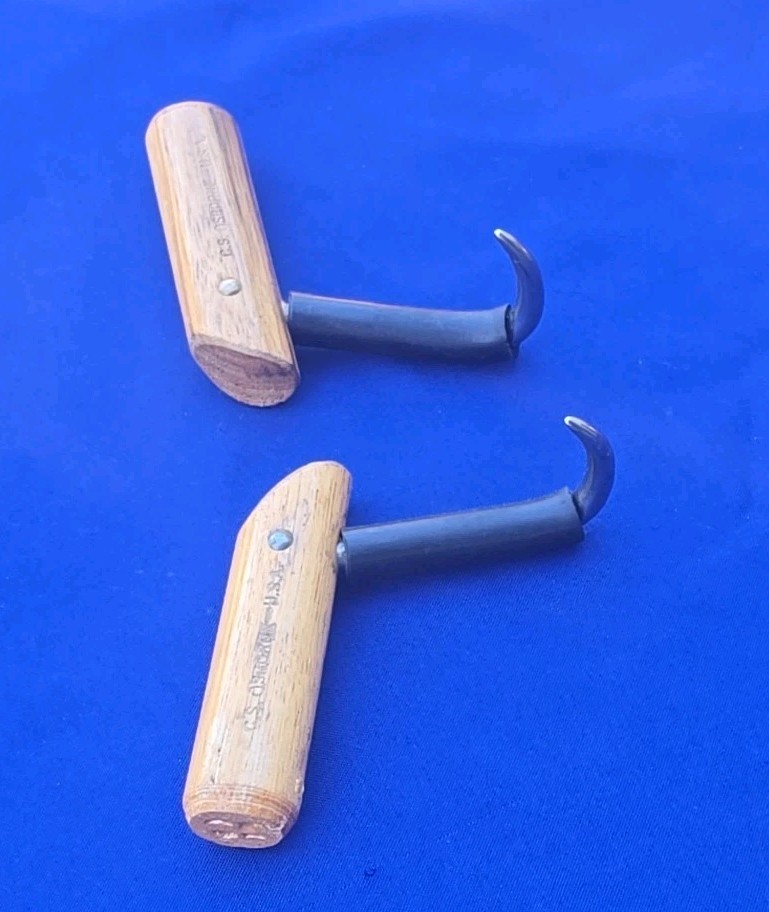 C.S. Osborne Left/Right Coffee Burlap Hooks