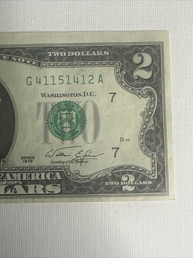 1976 Chicago B Cutting Error Uneven Border $2 Bill