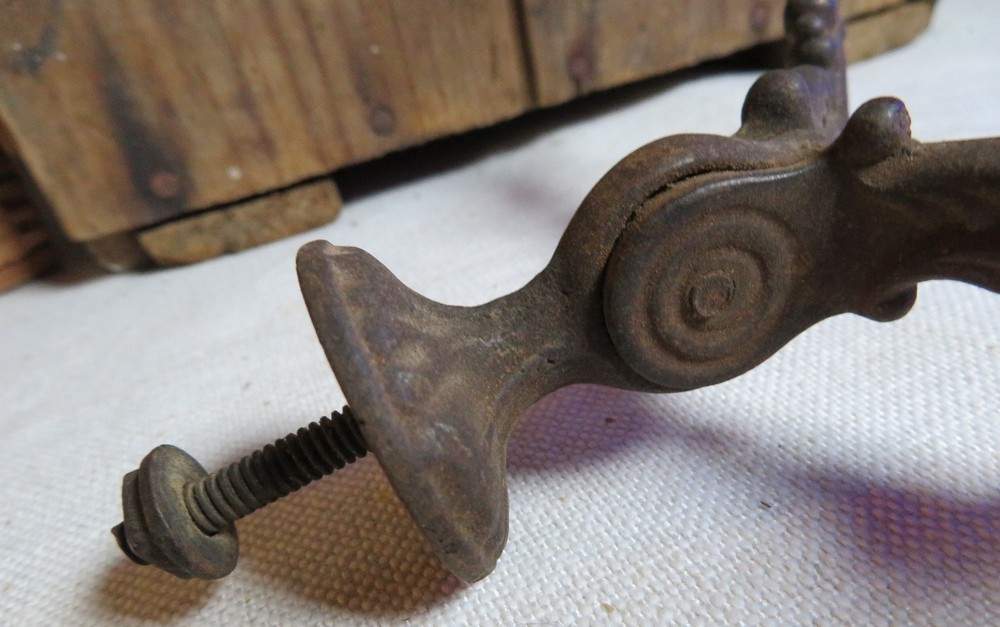 ORNATE Antique DOUBLE Cast Iron Victorian Hall Tree Coat Hat Hook #2