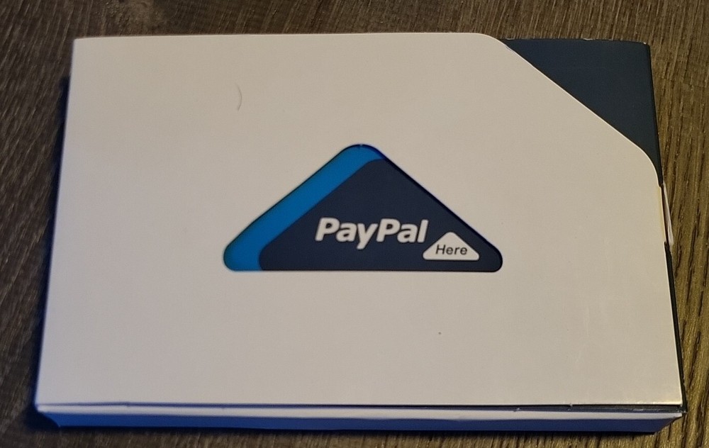 PayPal Here Triangular AUX Port/Headphone Jack Credit Card Reader w/Original Box