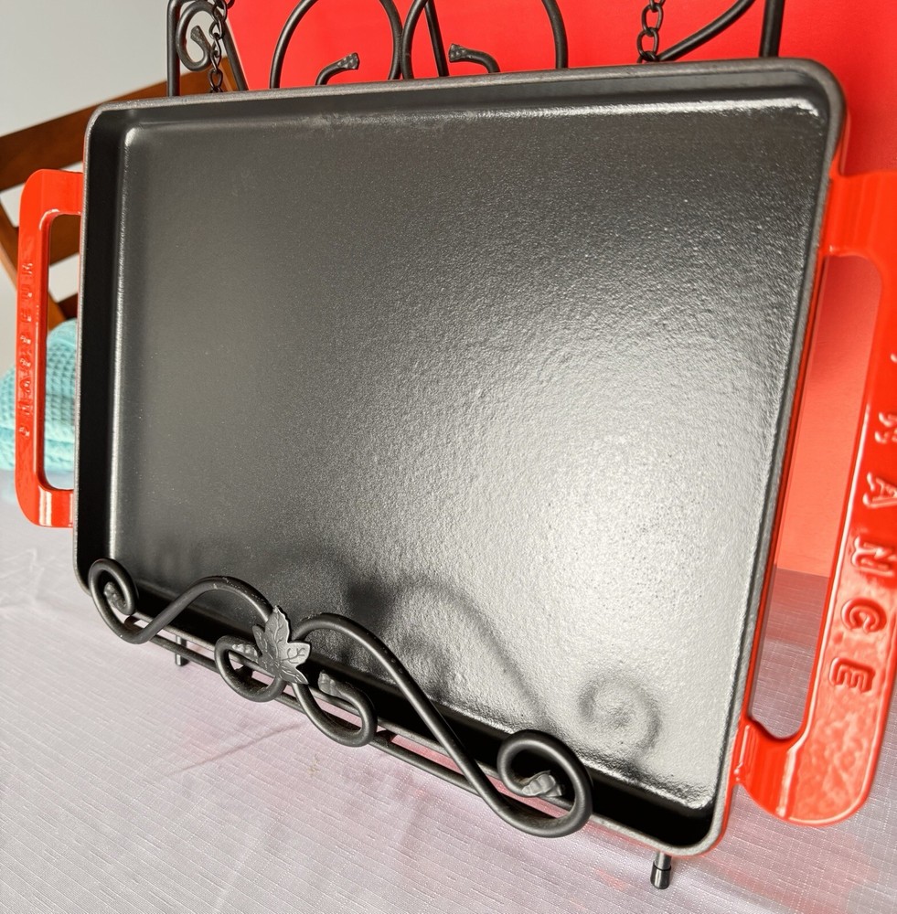 Cast iron griddle rectangularChasseur 16.5" x 9.75" in Beautiful Red Heavy Duty