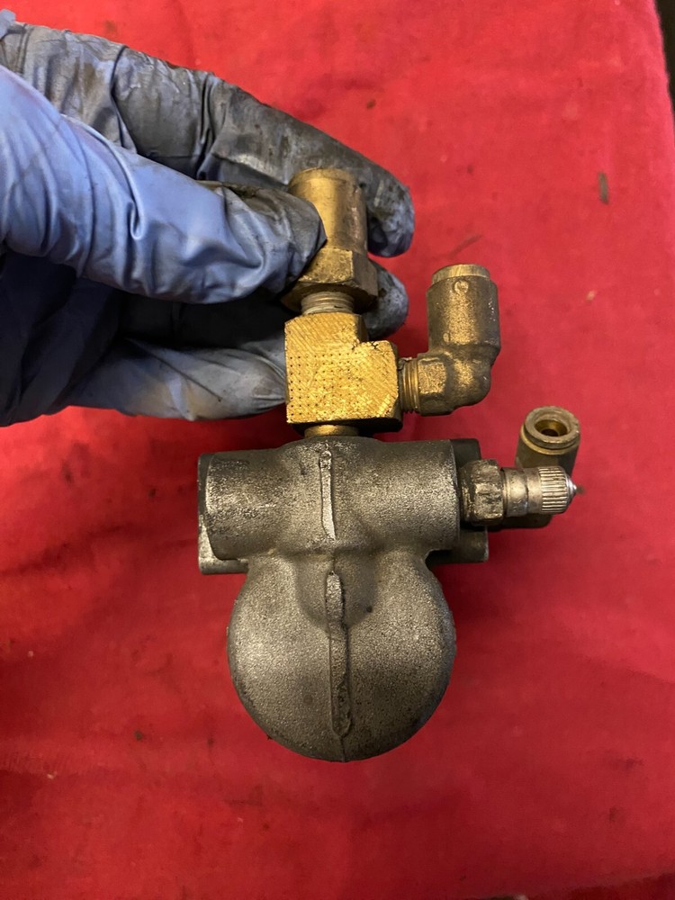 Cummins OEM Bendix Air Compressor Governor K025894