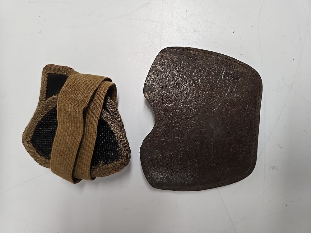 ORIGINAL & VG+ German Plastic Folding Goggles w/ Amber Lenses & Leather Case