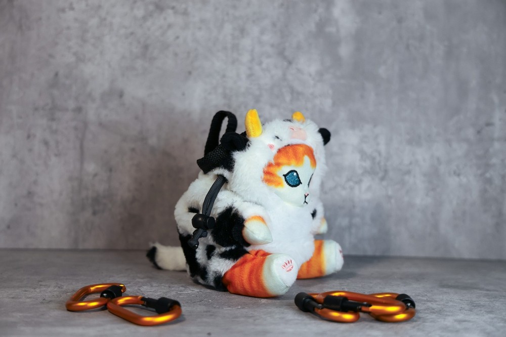 Plush chalk bag "Cow Cat"