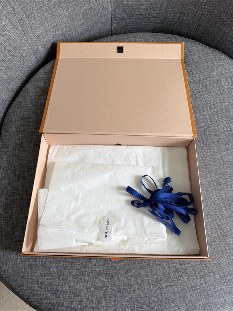 Louis Vuitton Gift Box 16X11.5X2.5 Empty