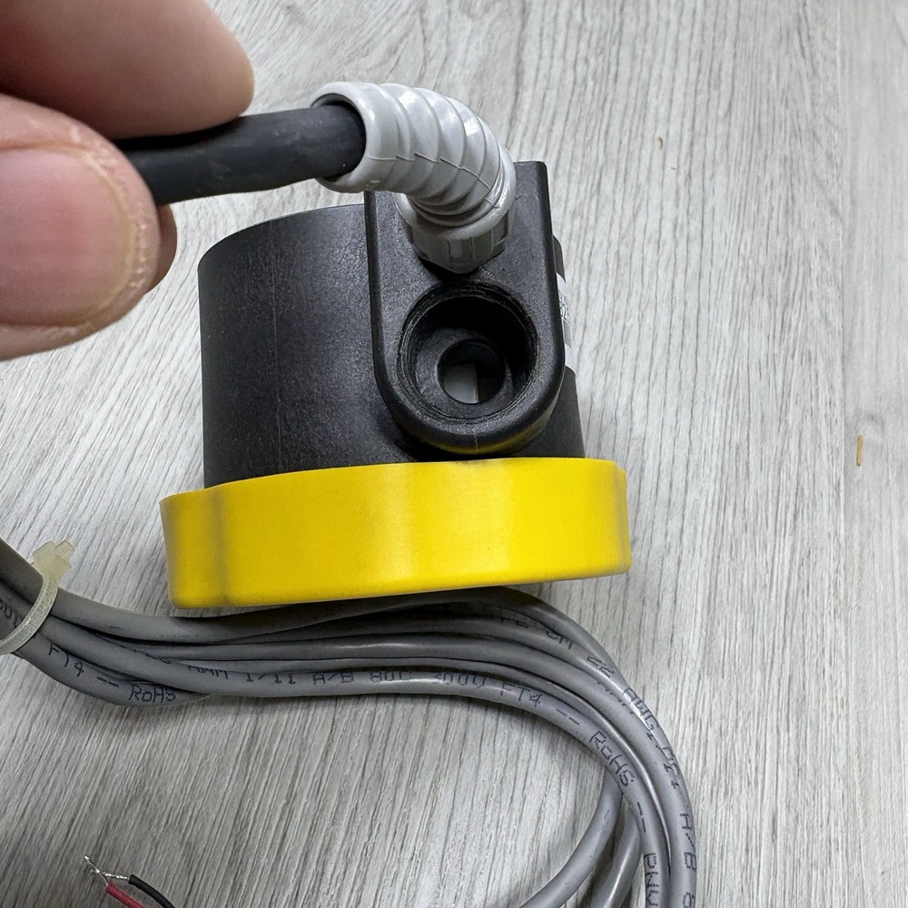 NEW - FlowStat PCB2.5VESLF - Pulse Output Flow Rate Transmitter