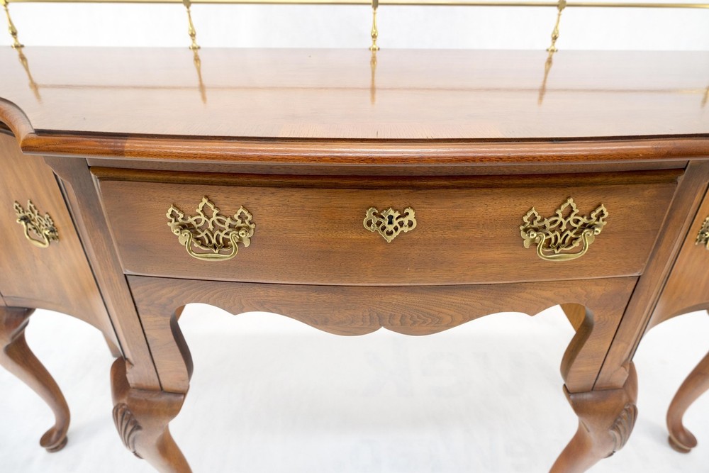 Thomasville Brass Gallery Back Banded Top Light Walnut Sideboard MINT
