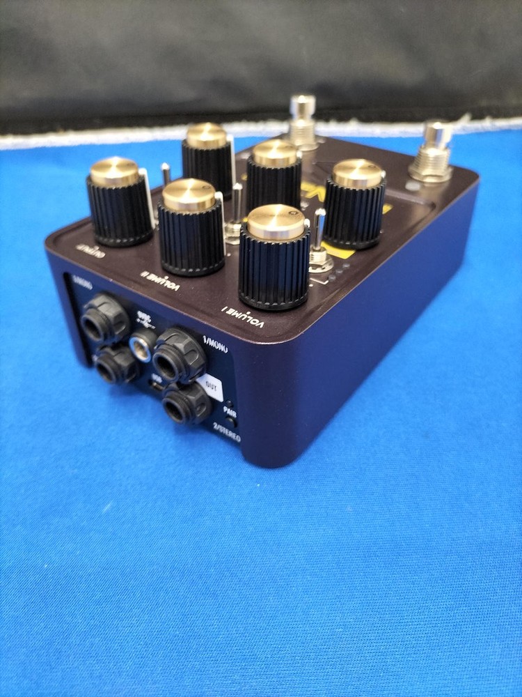 UNIVERSAL AUDIO LION '68 SUPER LEAD effector