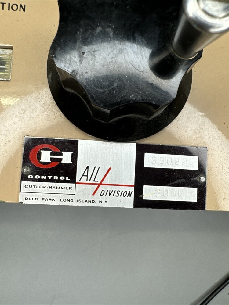 Airborne Instruments Laboratory Type 30 Precision Attenuator