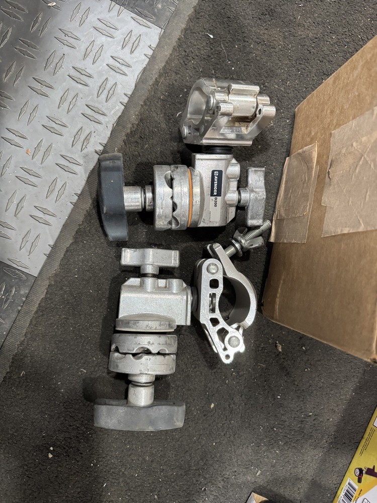 Avenger D200 Grip Head