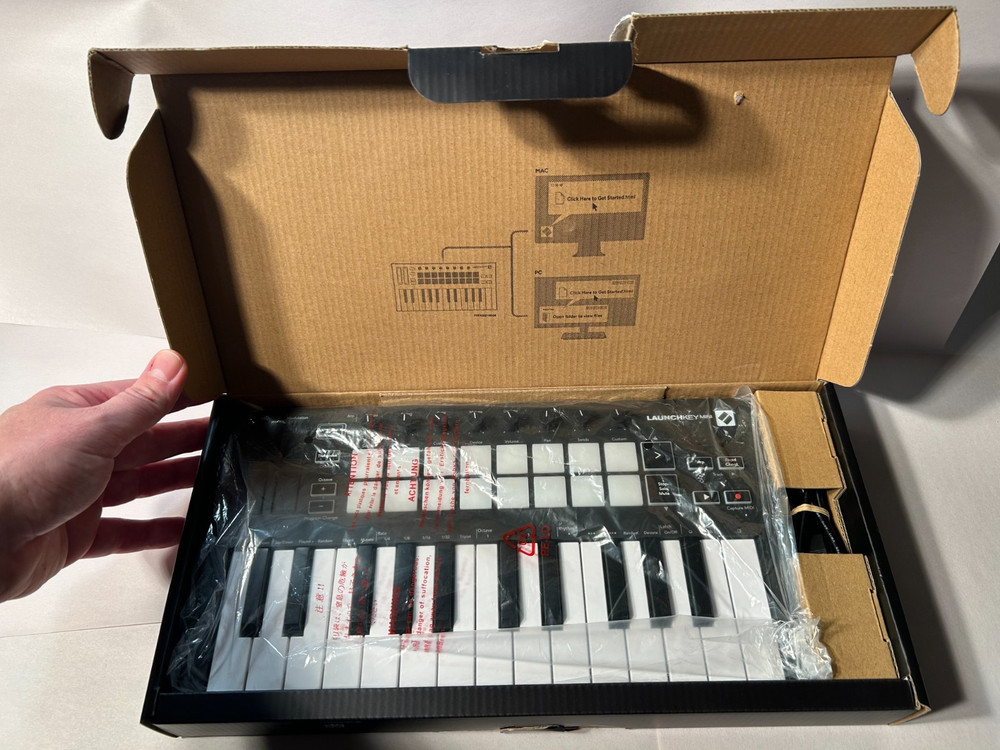 Novation Launchkey Mini MK3 MIDI Controller w/ Box & Accessories