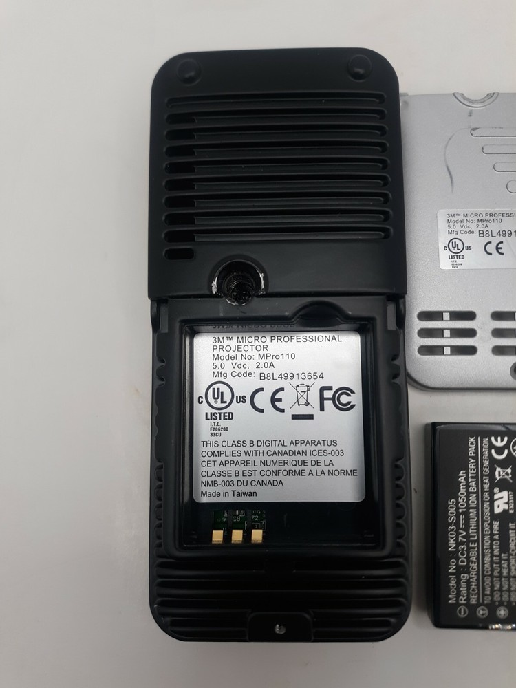 3M Micro Professional Projector Mpro110 "For PARTS ONLY"