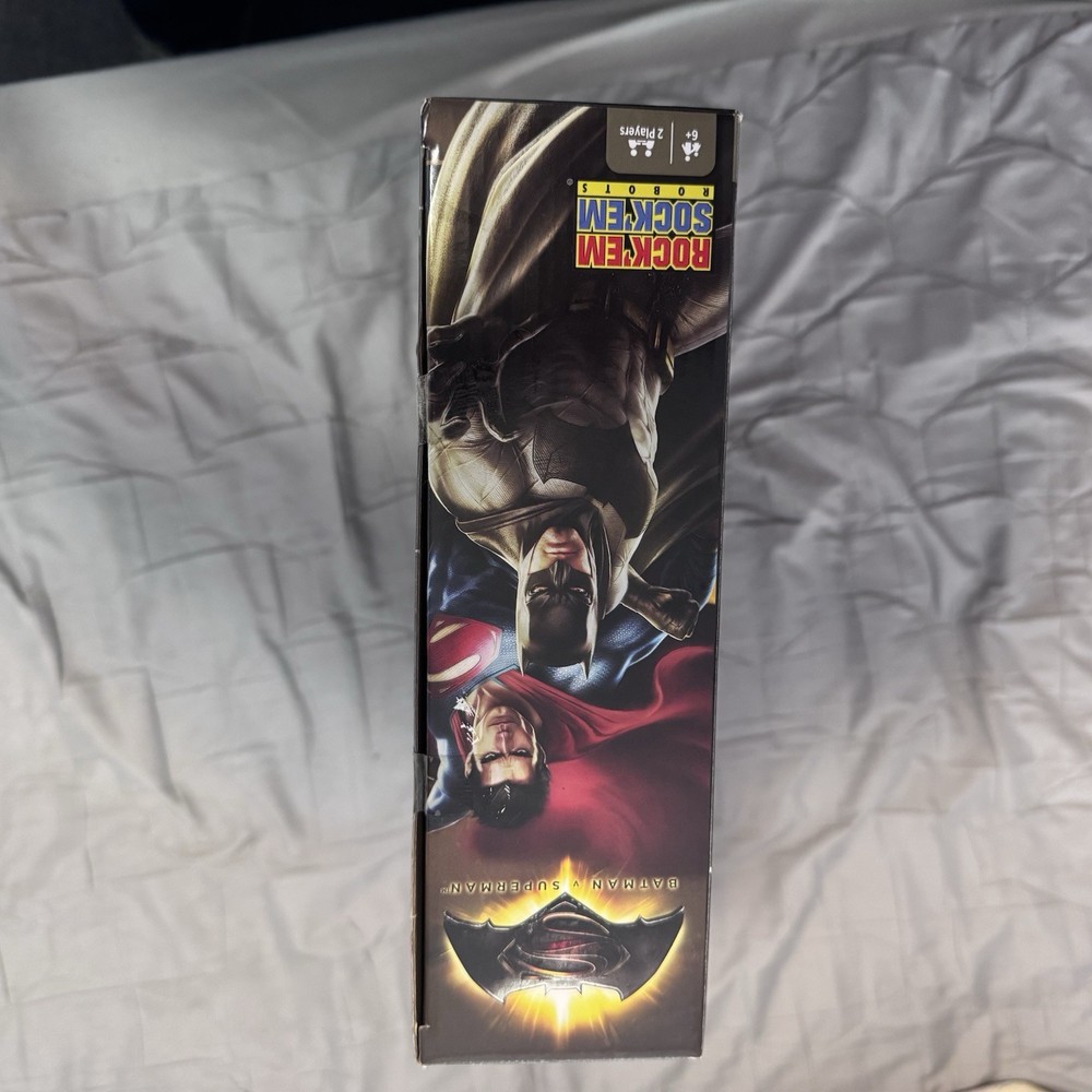 Rock Em Sock Em Robots BATMAN vs SUPERMAN DC Comics Game Mattel 2015