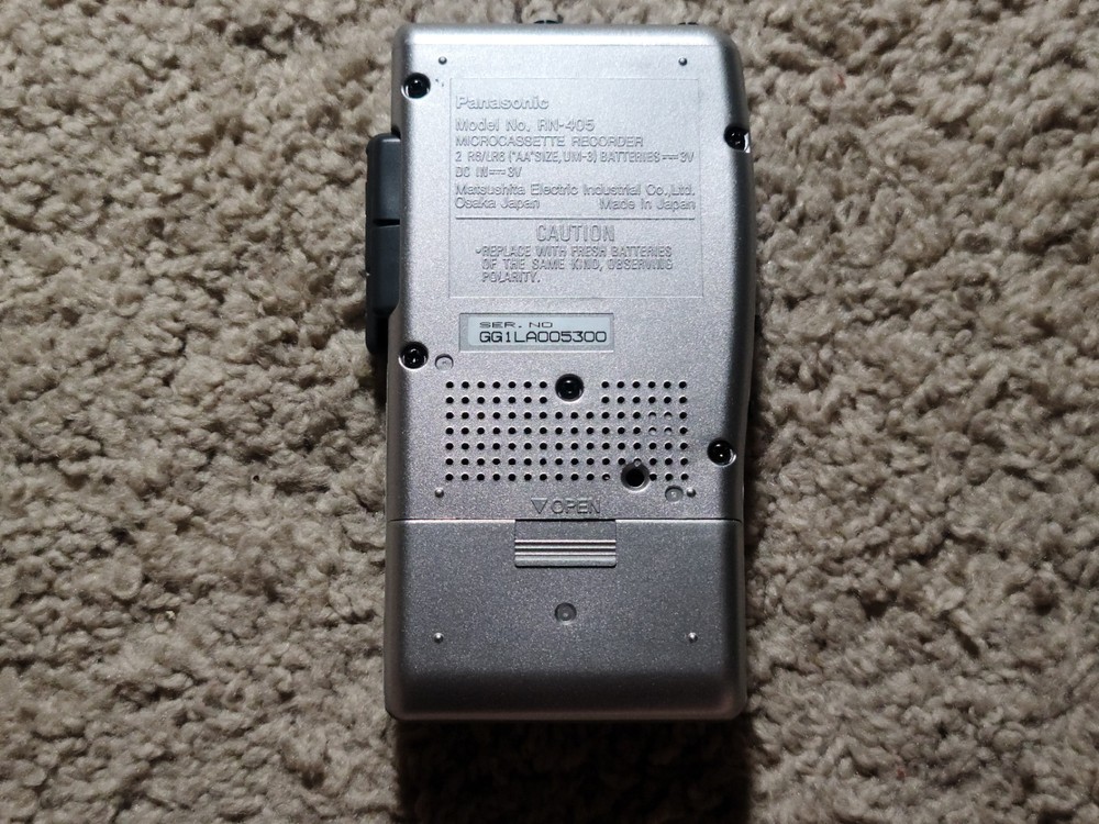 Panasonic RN-405 VAS Voice Activated System Handheld Cassette Recorder