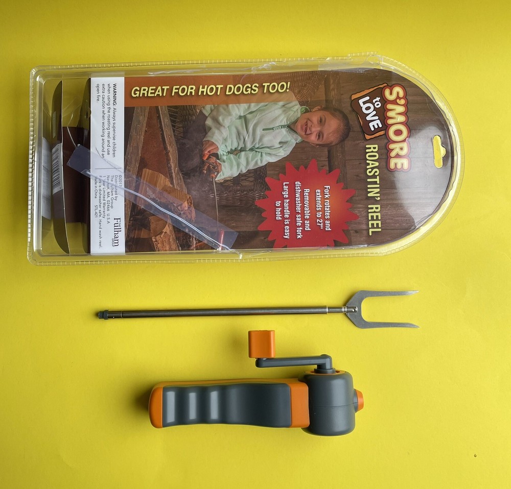 S'MORE Roastin' Reel Fork Extends From 8" To 20" Rotating Roasting Fork