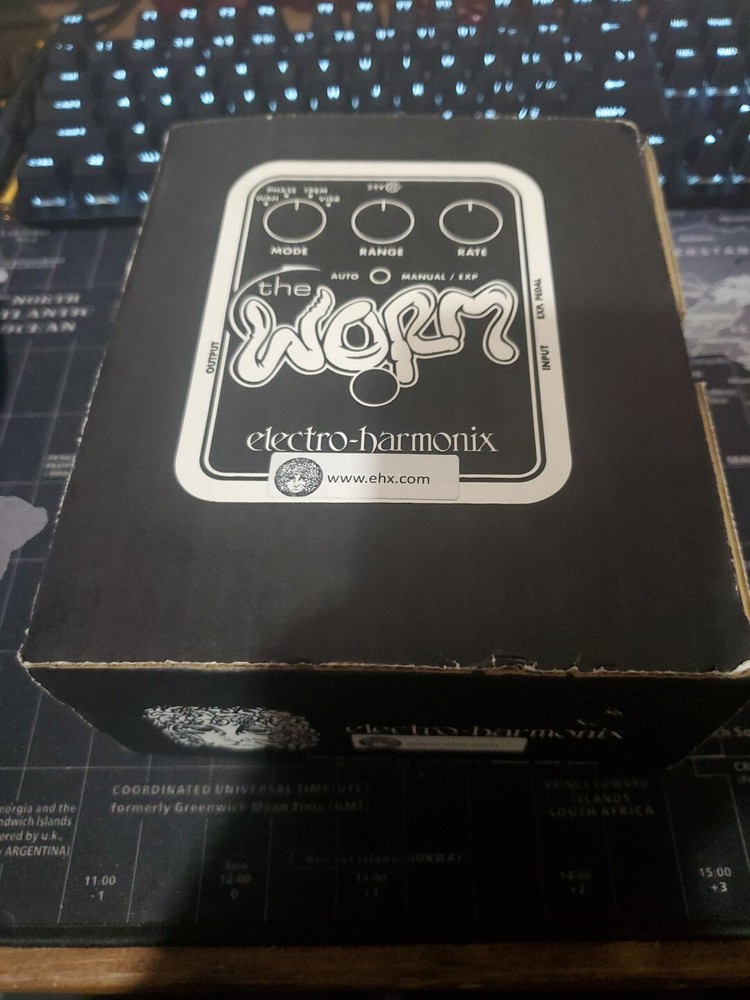 Electro Harmonix The Worm Guitar Multi Effects Pedal