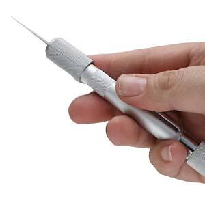 Versatile diamond tip bead reamer set w/ storage in the handle