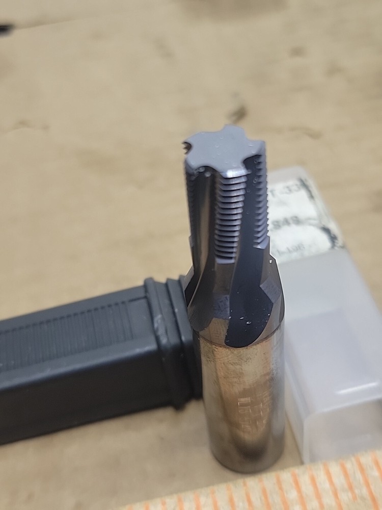 Nachi UTT-33 Thread Mill Drill Bit Solid Carbide 5.848 WL13 67497-01 #026 5fl