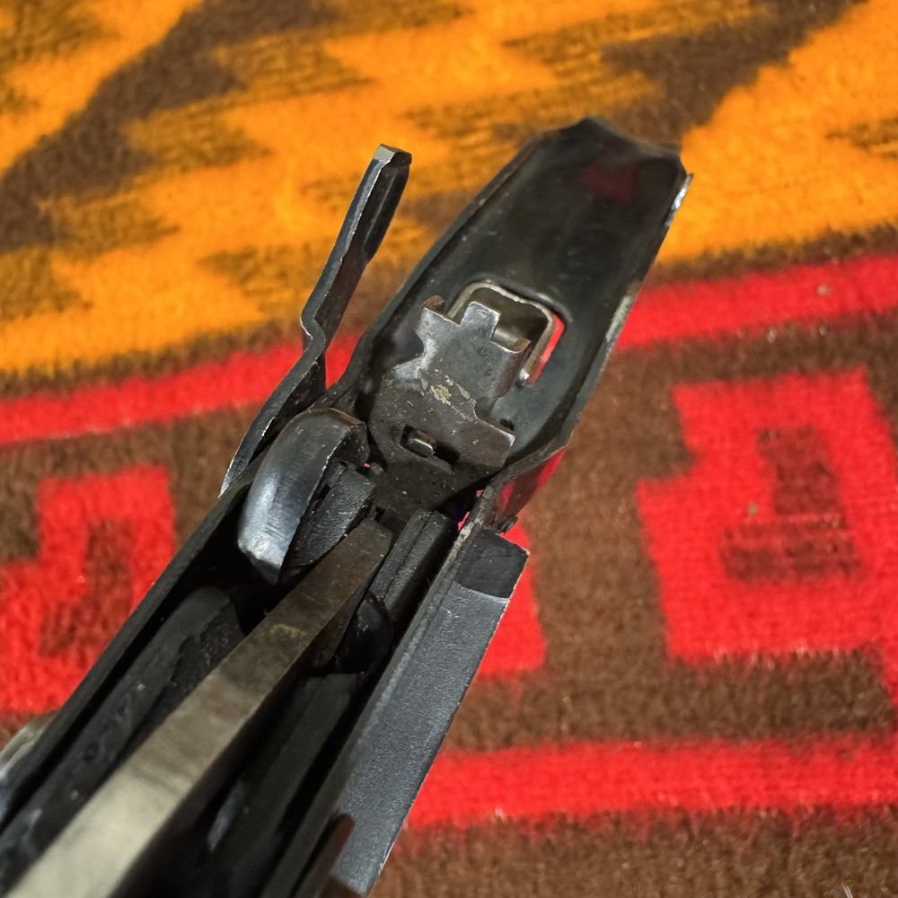 REMINGTON 1100 TRIGGER ASSEMBLY 12 Ga.