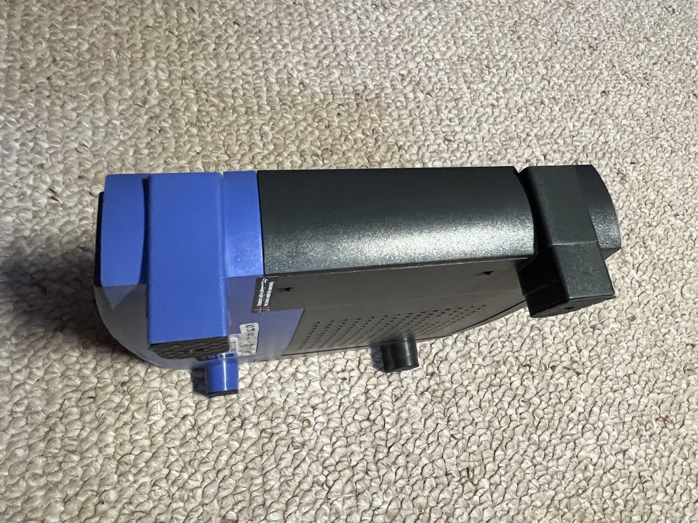 Linksys Etherfast Cable/DSL Router (BEFSR41 V.2) w/ power adapter