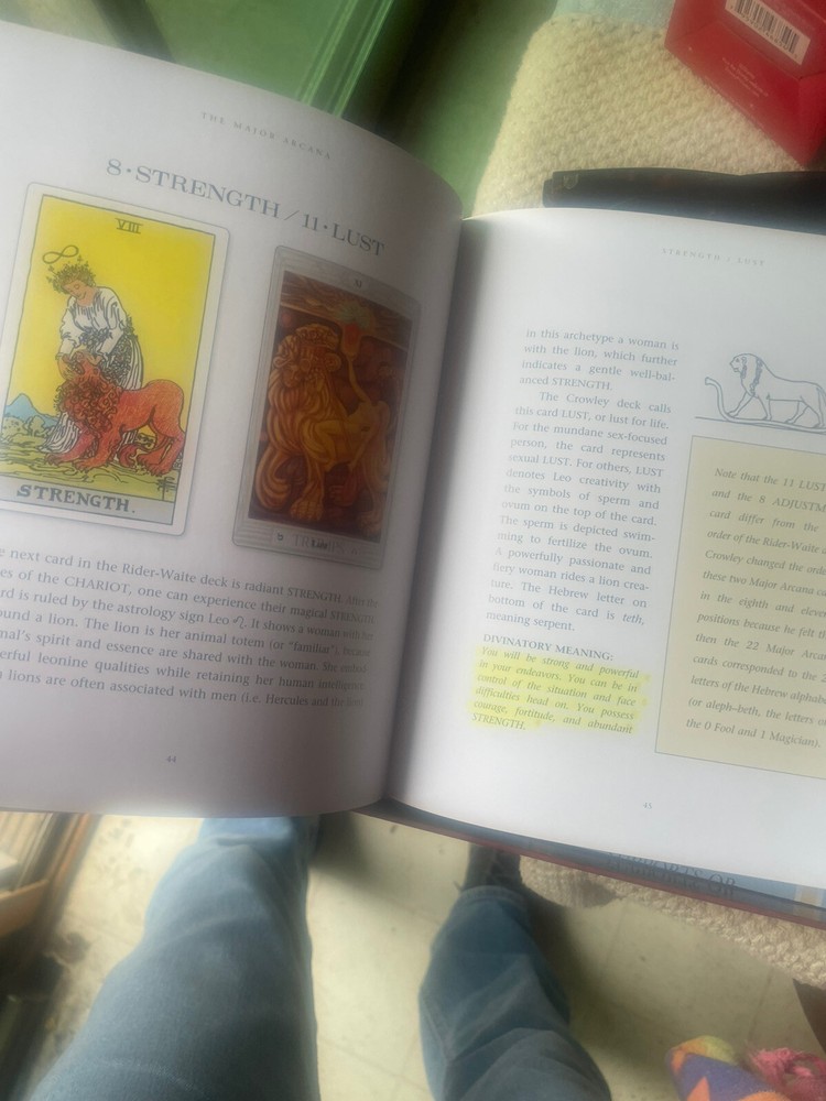 The Complete Introduction To Tarot Kit Opened