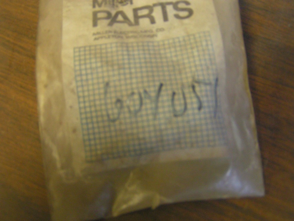 MILLER #604051  NUT  500-13 WING