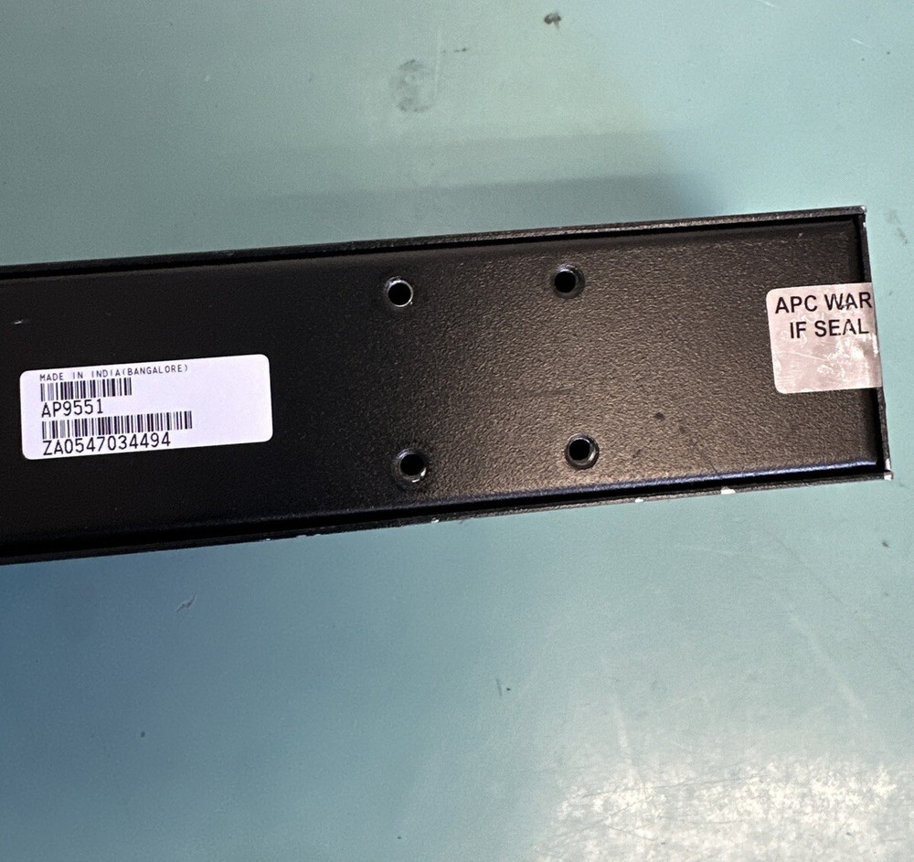 Schneider Electric APC Basic Rack PDU AP9551