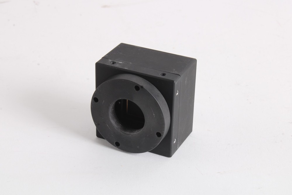 Illunis XMV-4020 High-Resolution Camera