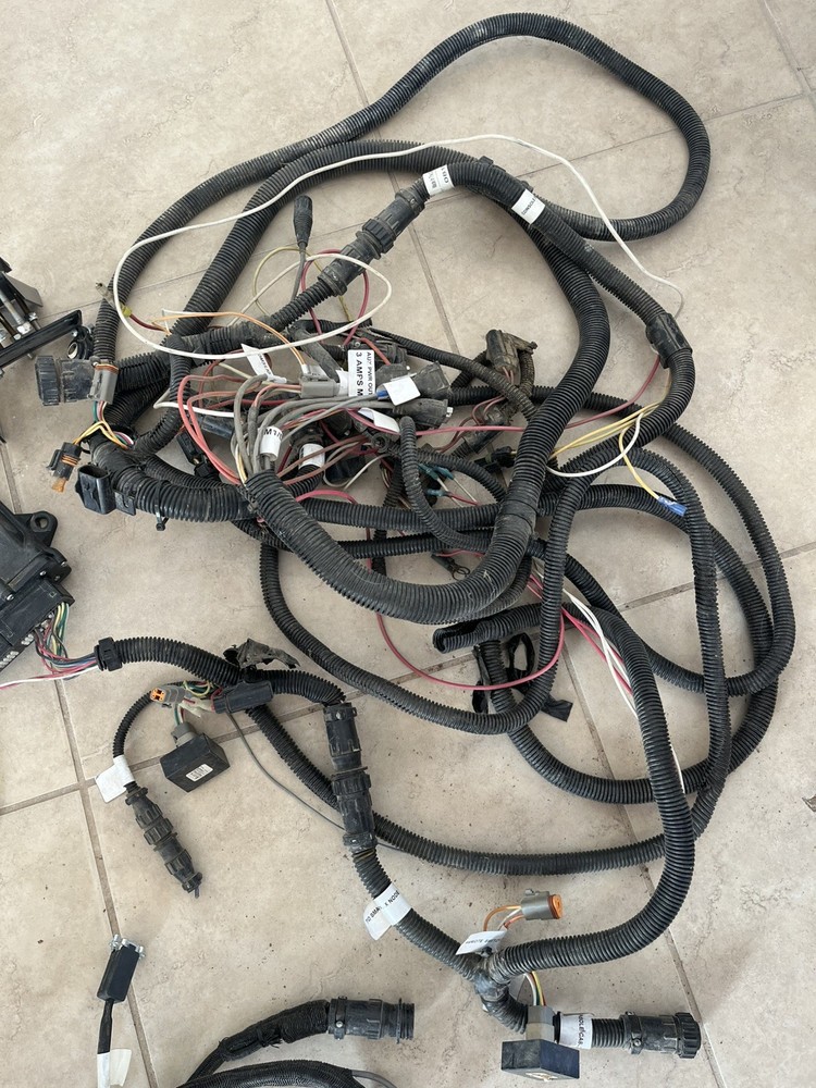 Raven Envisio Pro/Switch Pro/ SmarTrax MD Auto Steering System with Cables
