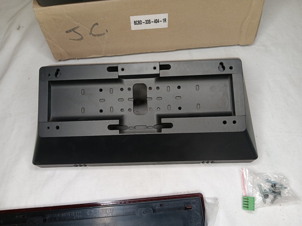 Bogen BCBD-32S-404-1R Clock *Wrong Box*