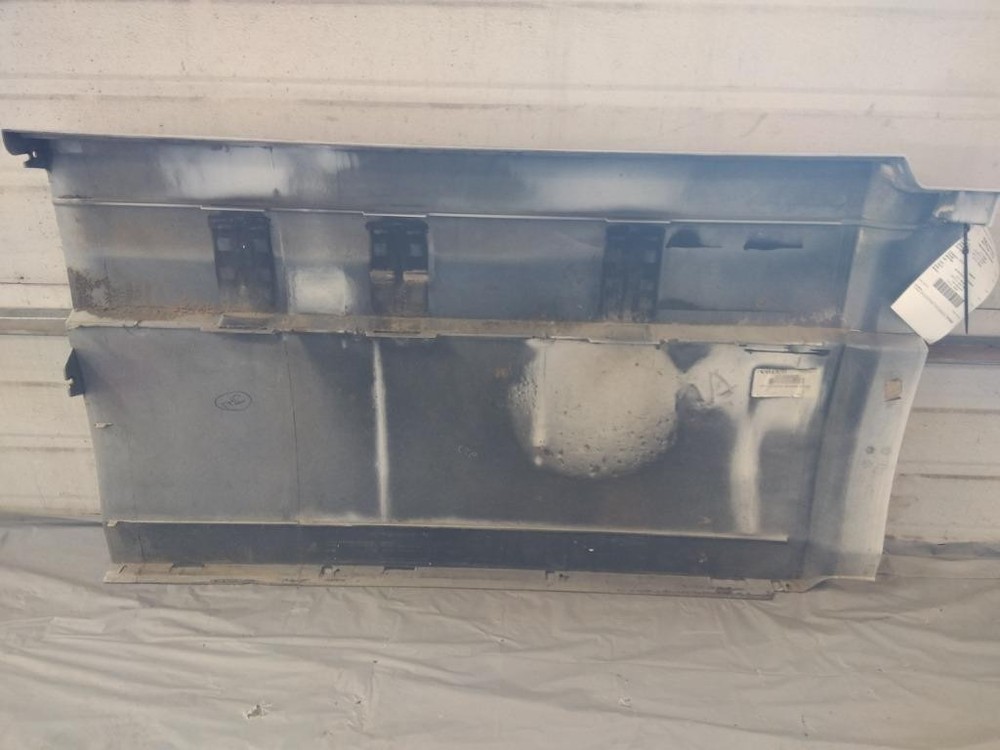 For 2016 VOLVO VNL SIDE FAIRING Left , MD