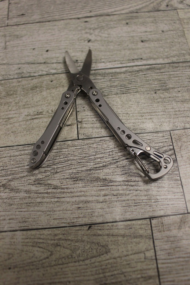 Leatherman Style CS 44-60 Multitool with K2 Flashlight - Used