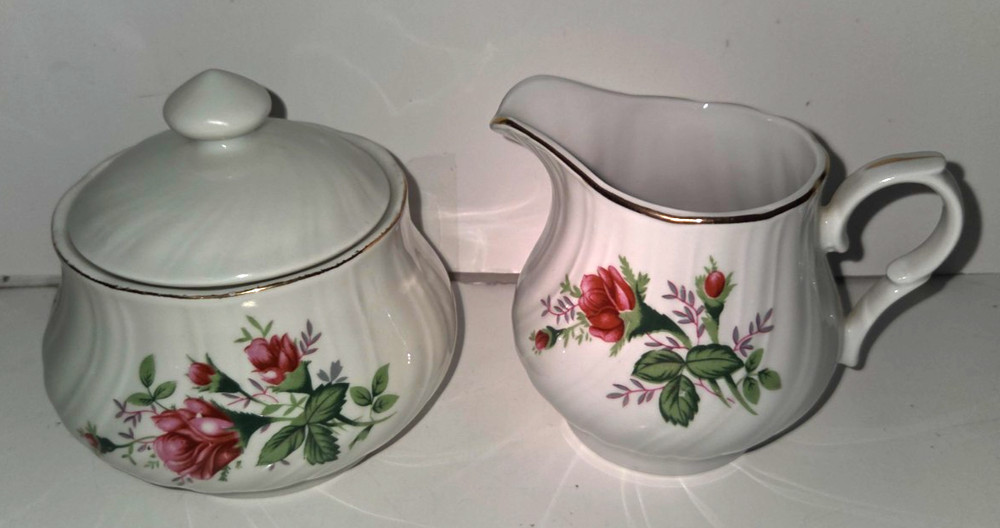 Lynns Victorian Rose Cream Pitcher & Sugar Bowl