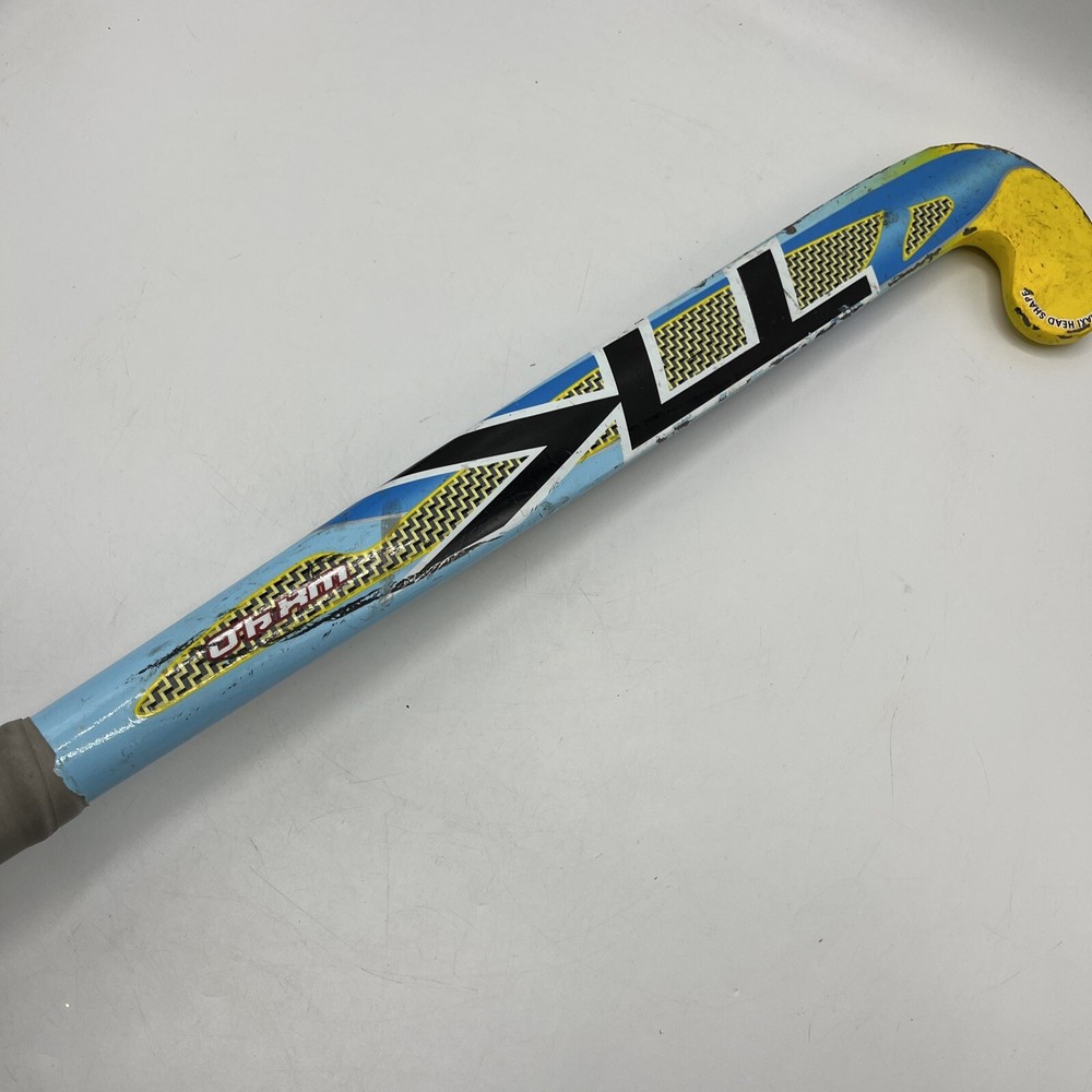 TK WX 4.0 Composite Field Hockey Stick 34.5” Long In Solid Good Shape