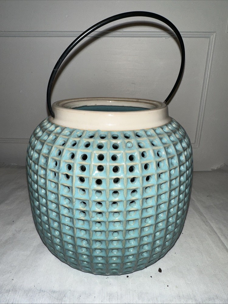 Southern Patio Urchin Green Table Lantern