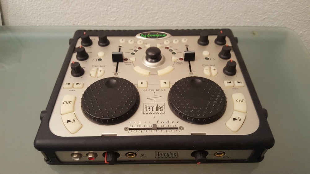 Hercules Mp3 Dj Console - DJ Mixer Great Condition