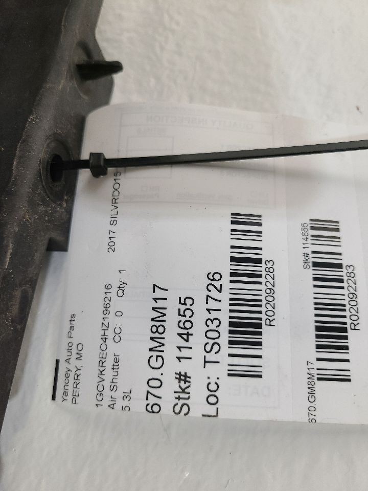 2017 Chevrolet Silverado 1500 Air Shutter