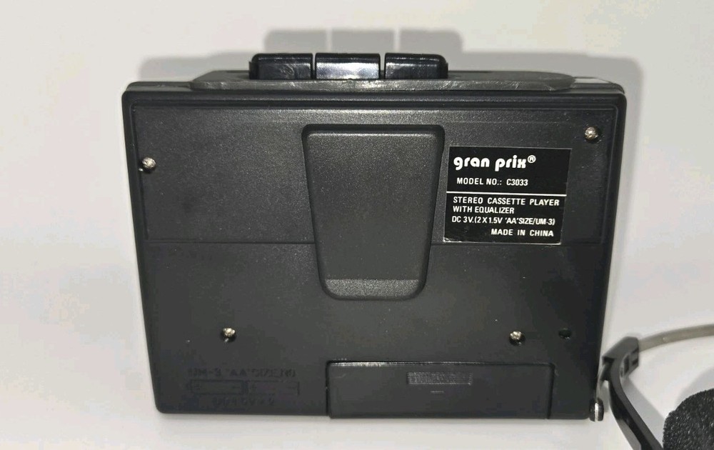 GPX Gran Prix C3033 Personal Stereo Cassette Player W/ Graphic Equalizer Tested