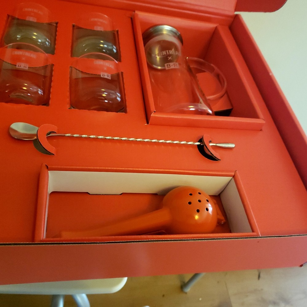 Cointreau Custom Bar Kit