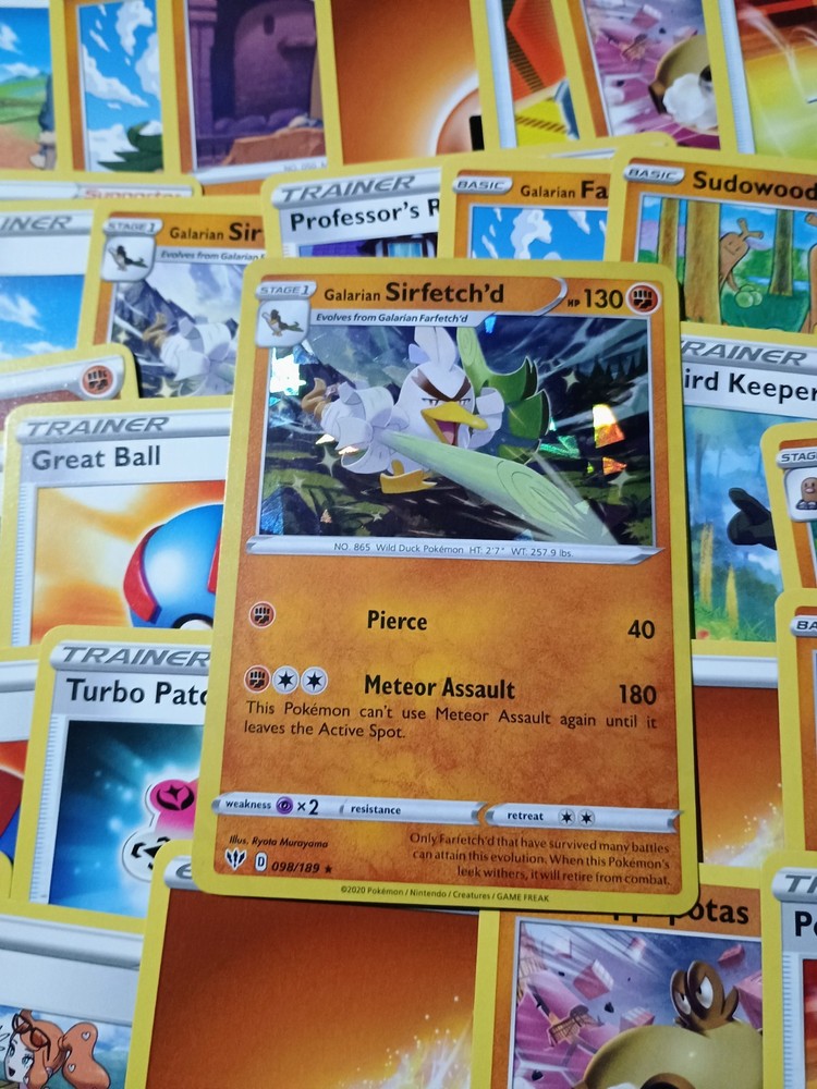 Sword & Shield Darkness Ablaze Galarian Sirfetch'd Theme Deck