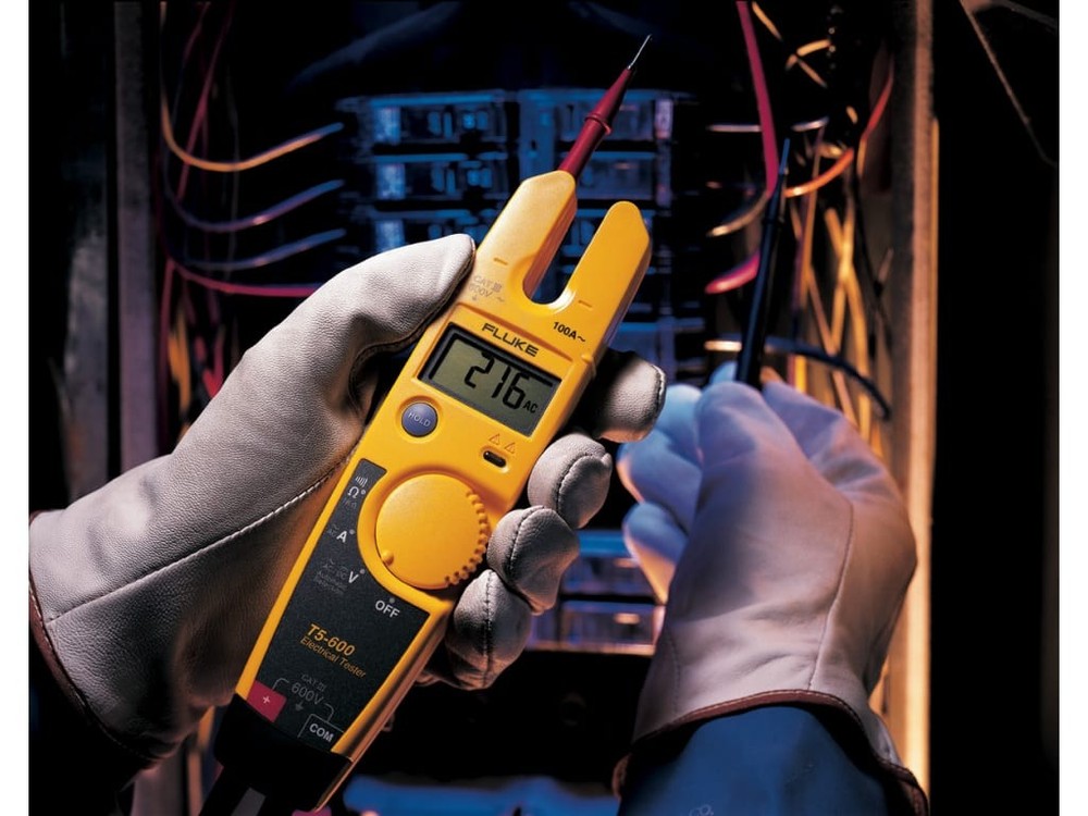 Fluke T5-600 Voltage and Current Tester