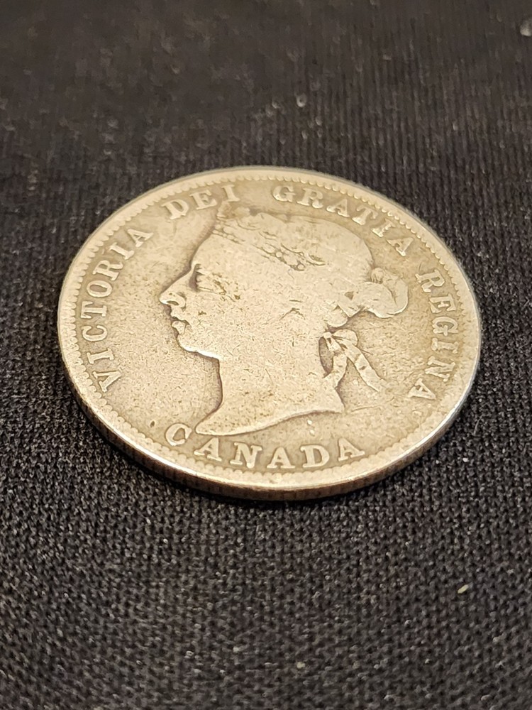 1900 Canada 25 Cents Silver Coin