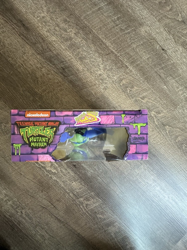 Nickelodeon Turtles Ninjas Leonardo Motion Sensing Helicopter- Hand Control