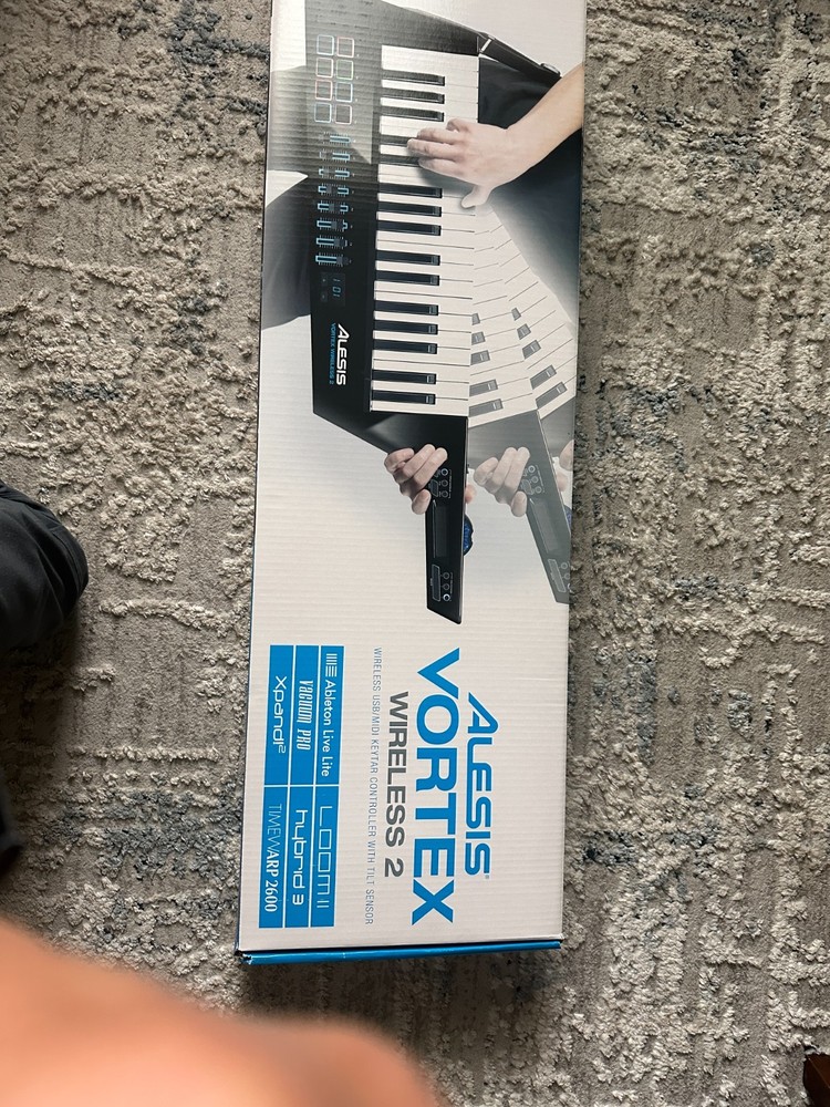 Alesis Vortex wireles2 Midi Controller