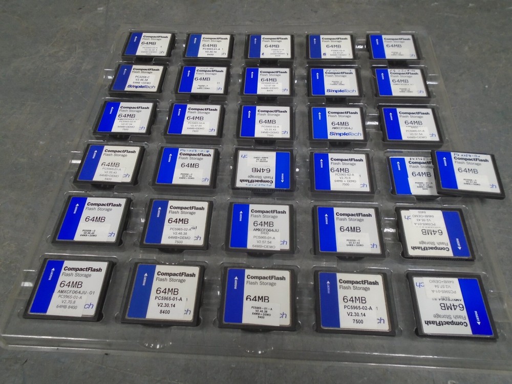 Lot of 60 CompactFlash Memory Cards SimpleTech 64MB