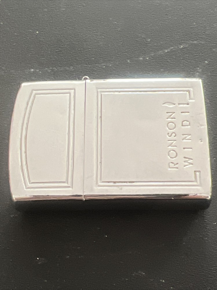 Vintage RONSON WIND II Cigarette Lighter