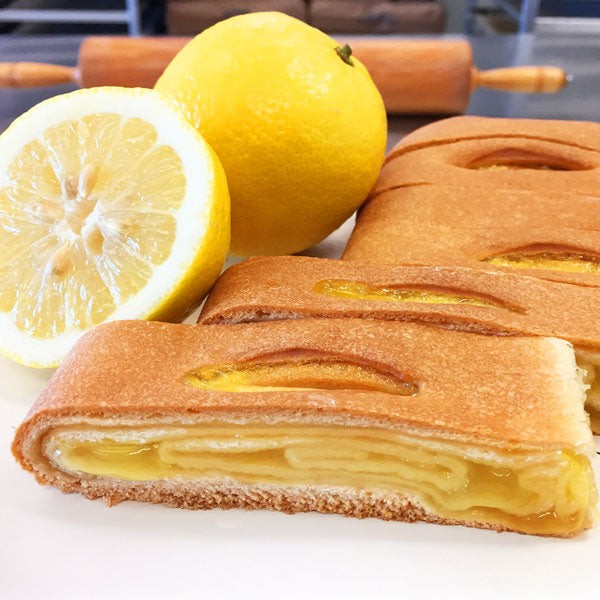 Lemon Cream Kolachi Roll